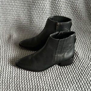 Vince Camuto LEMINDA ankle bootie